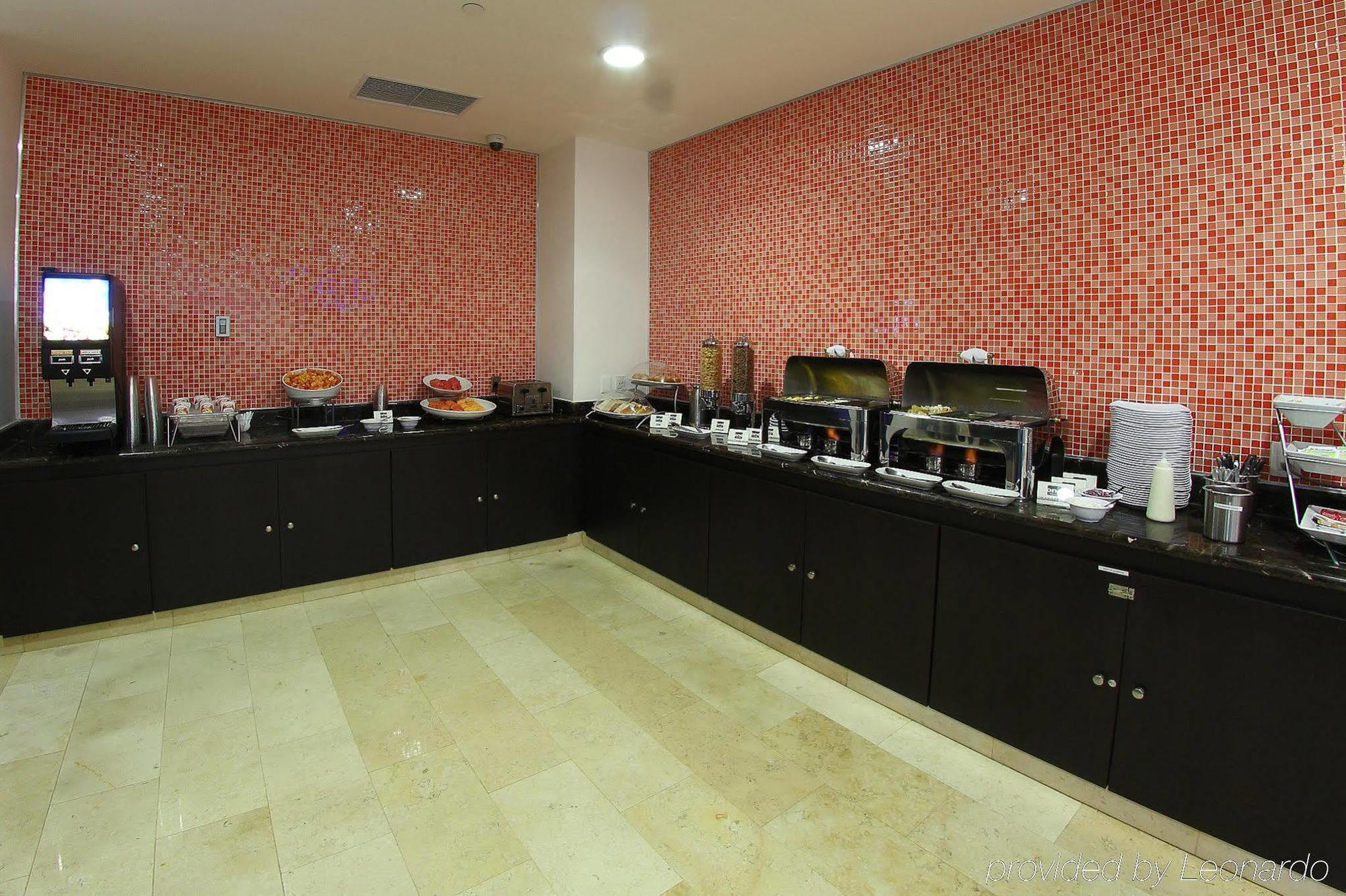 One Culiacan Forum Restaurant photo